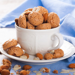 Italian almond cookie amaretti 