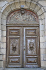 Porte ancienne à Saint Malo