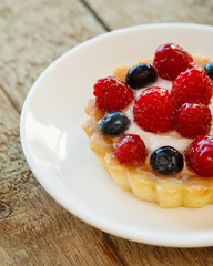 Delicious cake with berries