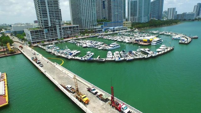 Aerial video Venetian Causeway Miami Beach 4k