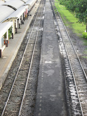 Obraz premium View from above of the railway station in Thailand, one of the people waiting