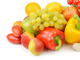 Fototapeta na wymiar fruit and vegetable isolated on white background