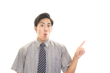驚いた表情のビジネスマン