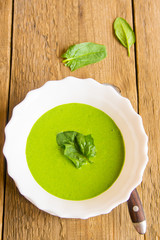 Spinach cream soup