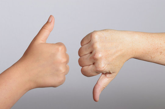 jung zeigt ja, alt zeigt nein