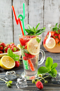 Fruit smoothie with strawberries and lemon