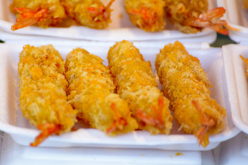 Fried shrimp coated with bread crumbs
