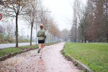 Fototapeta premium running woman