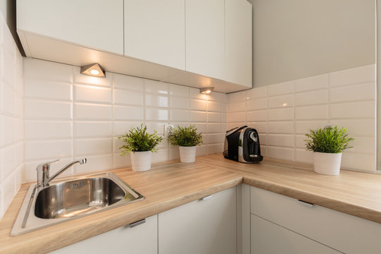 Flower pots on the worktop