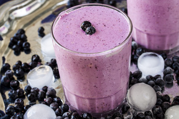 milkshake with berries
