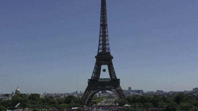 Tour Eiffel à Paris, vue depuis le Trocadéro
