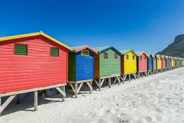 Photo sur Plexiglas Montagne de la Table Colorful Beach Houses at the beach in Muizenberg