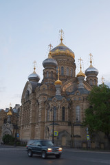 Fototapeta na wymiar church in Saint-Petersburg