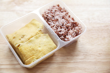 Clean food egg and rice in bento