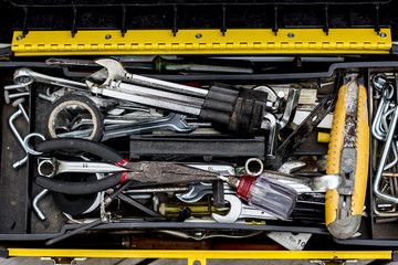 Toolbox 2 / A toolbox you should have at home