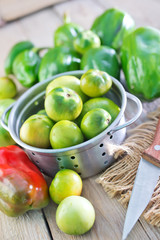 green tomato and pepper