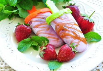 fruit yogurt ice cream with golden caramel