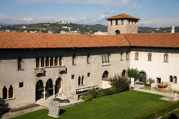 Fototapeta na wymiar Castelvecchio in Verona, Italy