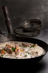 mushrooms in white sauce 