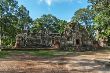 Fototapeta na wymiar general sight of the temple of chau say tevoda in siam reap, cambodia