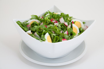 Green salad with eggs