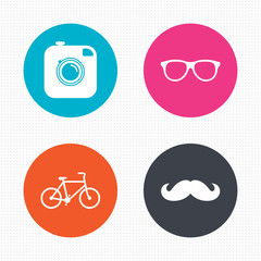 Hipster photo camera icon. Glasses symbol.