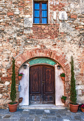 Fototapeta na wymiar doorway to the tuscan farmhouse, Italy, Europe