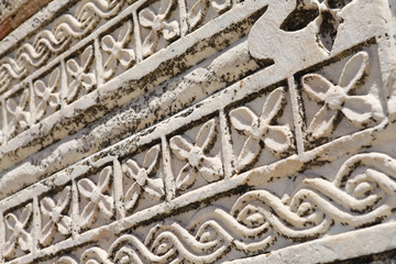 Dettaglio facciata chiesa