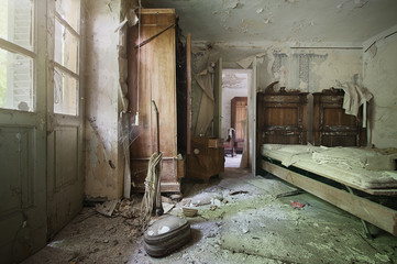 abandoned bedroom