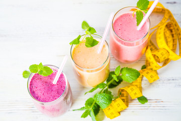 Smoothies and measuring tape