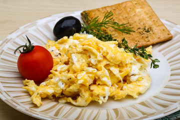 Scrambled eggs with tomato