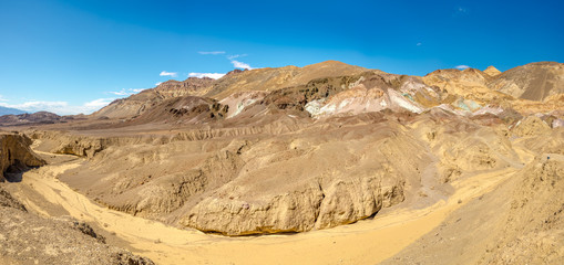 Fototapeta na wymiar Panorama of Artists Palette in Death Valley