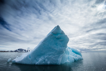 Arctic spring in south Spitsbergen © KrisGrabiec