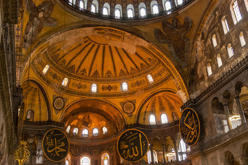 Fototapeta na wymiar Interior view in Aya Sofia temple in Istanbul