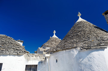 Fototapeta na wymiar Traditional trulli houses in Alberobello