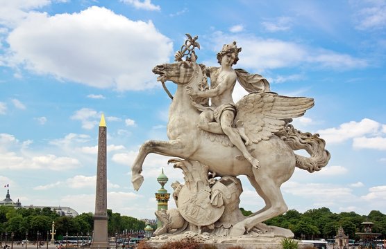 Mercure chevauchant P&eacute;gase, les Tuileries, Coysevox 1640/1720 (Paris France)
