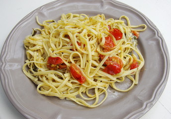 Linguines a la mozzarella 