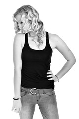 une belle fille blonde