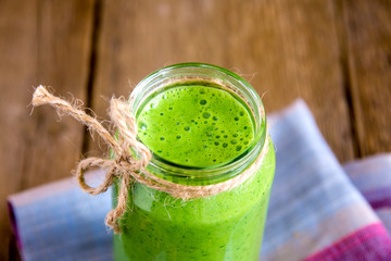 Green spinach smoothie