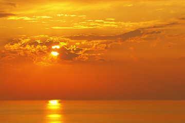 Obraz premium sunrise on the sea