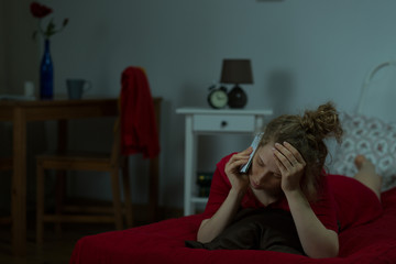 Naklejka premium Missing family in new flat