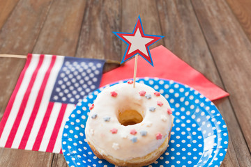 Obraz premium donut with star decoration on independence day