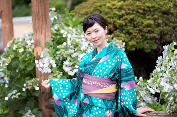 浴衣の女性
