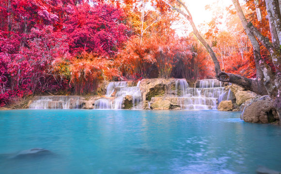 Fototapeta Waterfall in rain forest (Tat Kuang Si Waterfalls at Luang praba