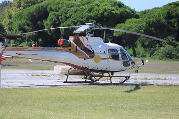 Massa, Marina di Massa, Cinquale,Toscana, Versilia, Italien Riviera, Sportflughafen, Hubschrauber ,Sportmaschinen, Regional Flughafen, Mittelmeer