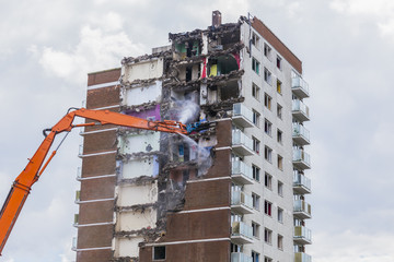Inner city demolition of High rise building