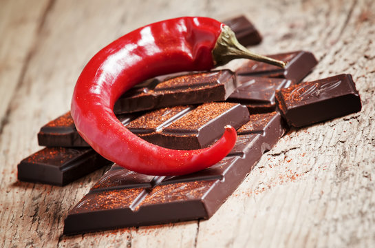 Chopped dark chocolate, red chili pepper and red pepper, selecti