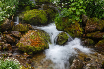 Río en el valle de leitareigos, Asturias