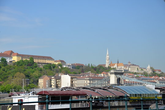 RIO DANUBIO EN PEST