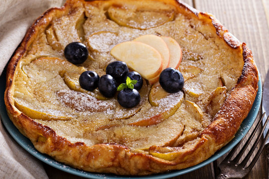 Cinnamon Apple Dutch Baby Pancake